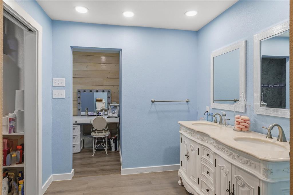 GARDEN VALLEYESTATE - Residential