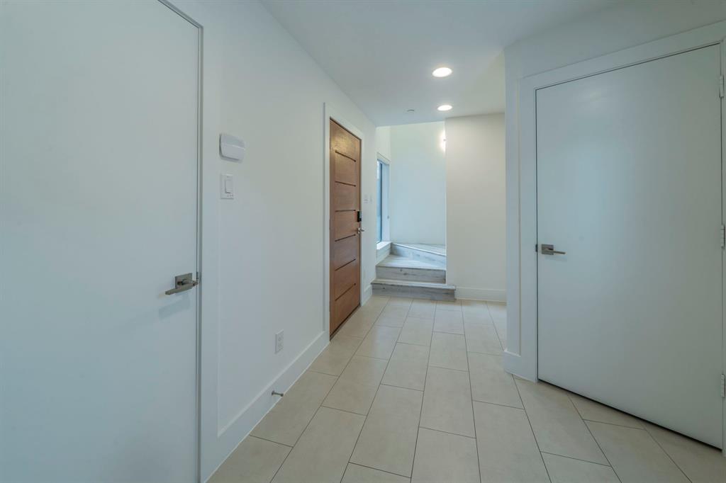 Zang S Crystal Hill - Residential Lease