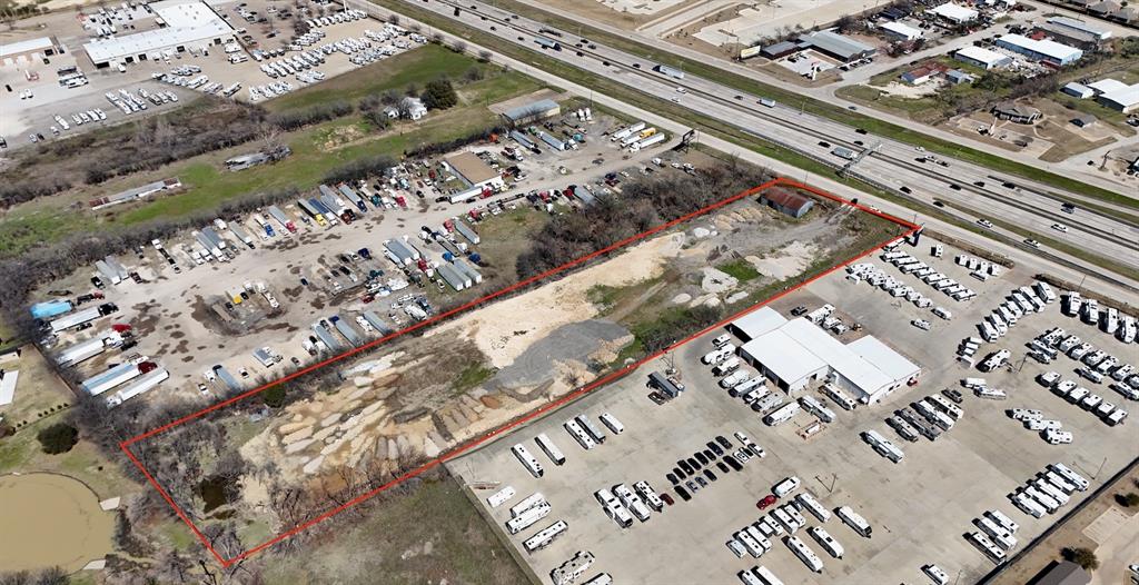 10350 South Freeway