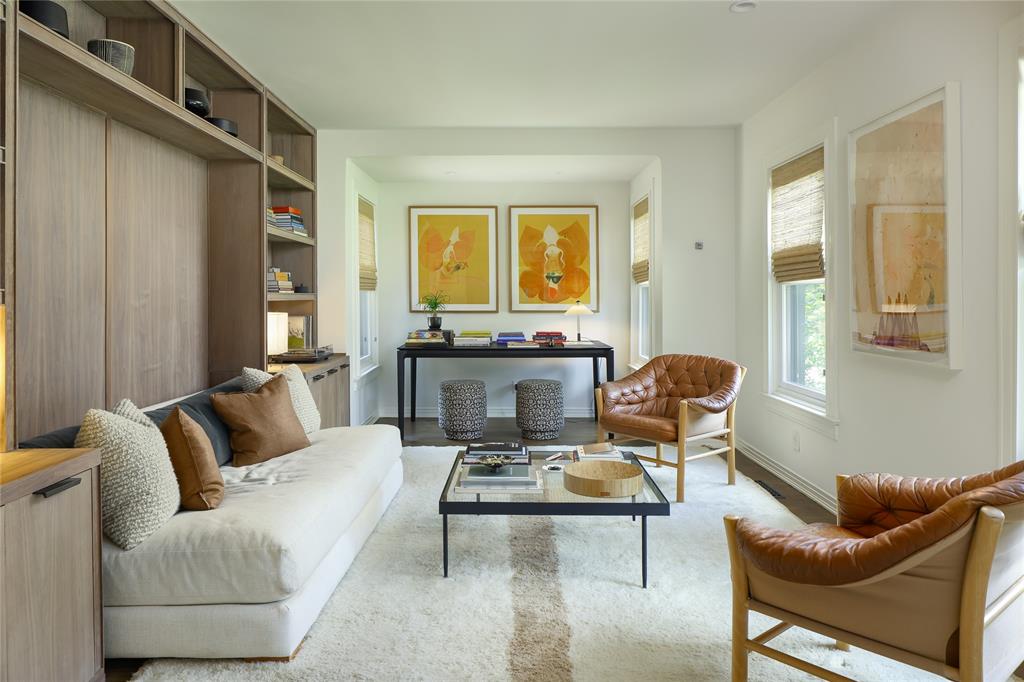 5040 Horseshoe Trail