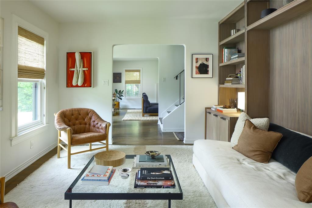 5040 Horseshoe Trail