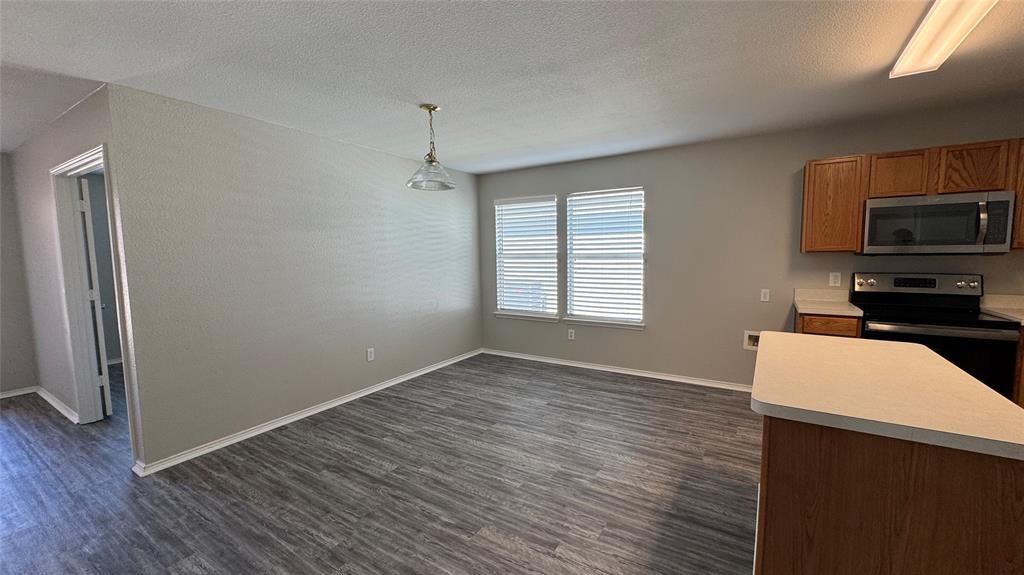 Oak Hollow Estates 01 - Residential Lease