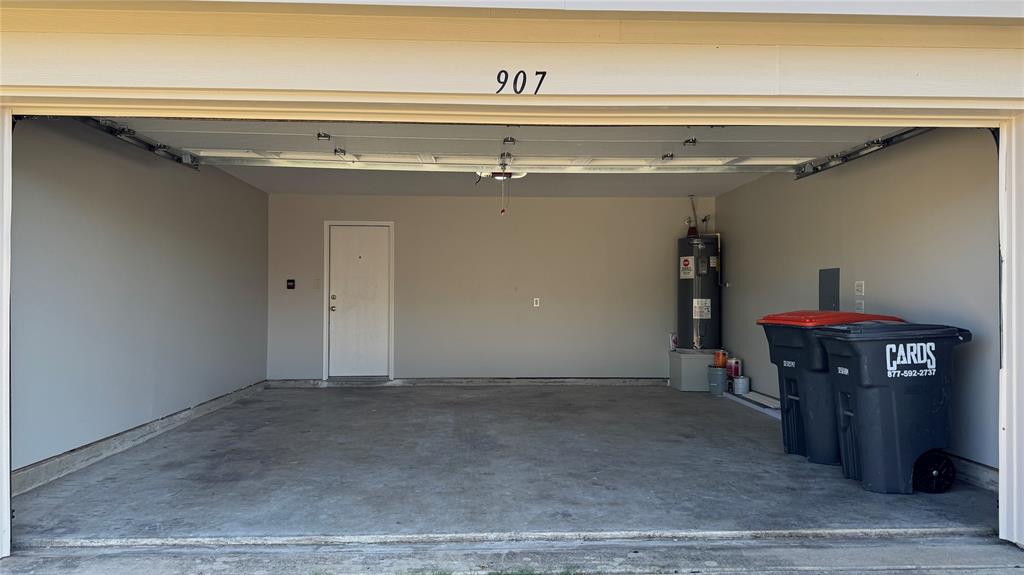 Oak Hollow Estates 01 - Residential Lease