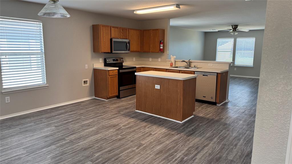 Oak Hollow Estates 01 - Residential Lease