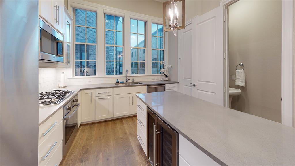 Addison Grove - Residential