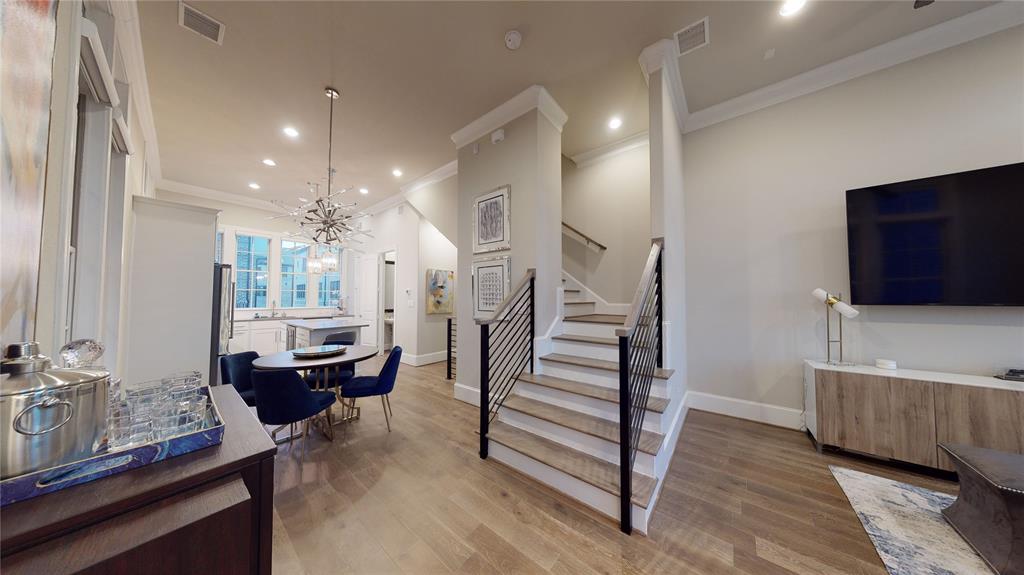 Addison Grove - Residential