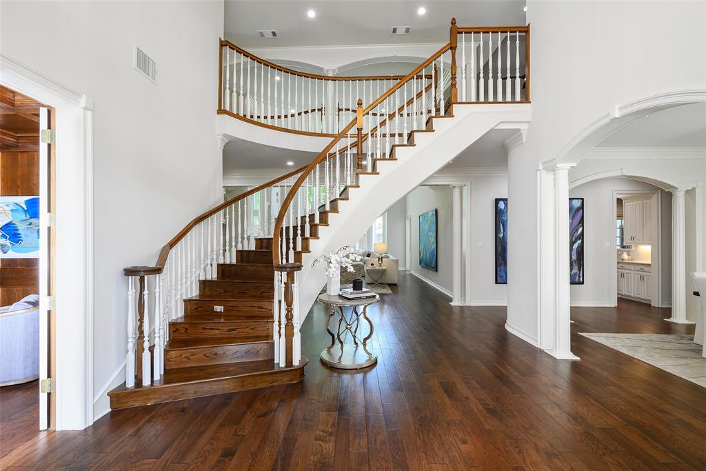 5312 Bent Tree Drive