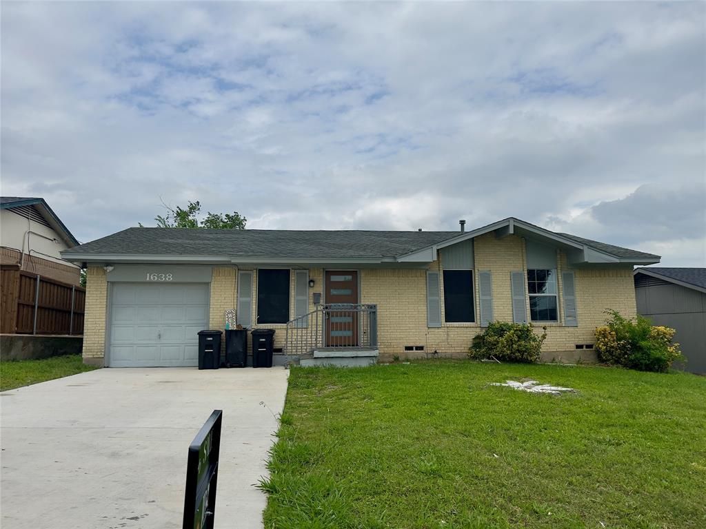 Photo of 1638 Evergreen Drive, Mesquite, TX 75149 (MLS # 21242582)