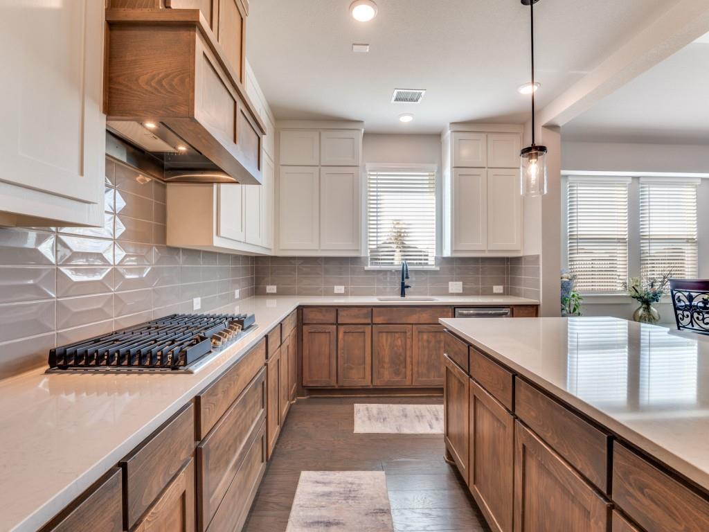 Oaks North Grove Ph I - Residential