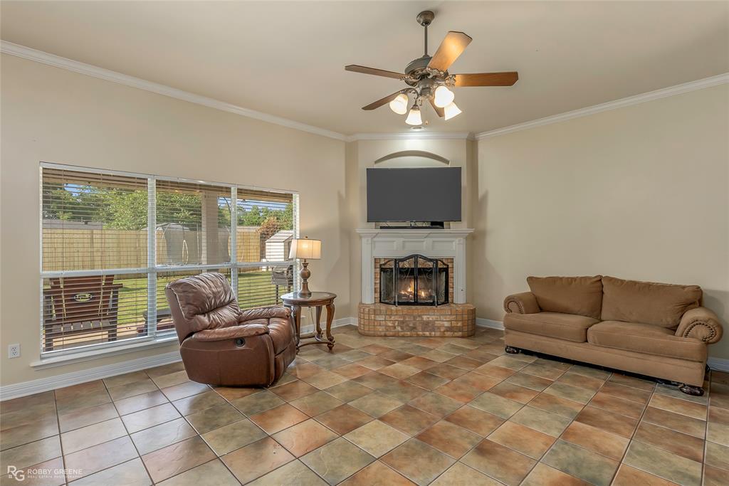 232 Avondale Lane