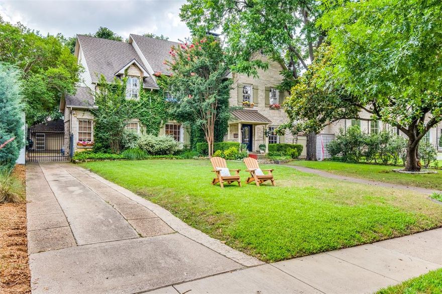 Traditional and well-loved Austin stone home on oversized 70 x 160 lot serviced by Boone Elementary. Downstairs features formal living and dining, den with wet-bar, large kitchen with walk-in pantry, breakfast room and a relaxing screened porch that looks out to the spacious yard with pool, spa and turf. Flexible floor plan with 5 or 6 bedrooms with option of an office downstairs and 5 full baths. Wood floors, 3rd floor large bonus playroom, 2 car detached garage with bonus room and full pool bath. Unique value opportunity in University Park!