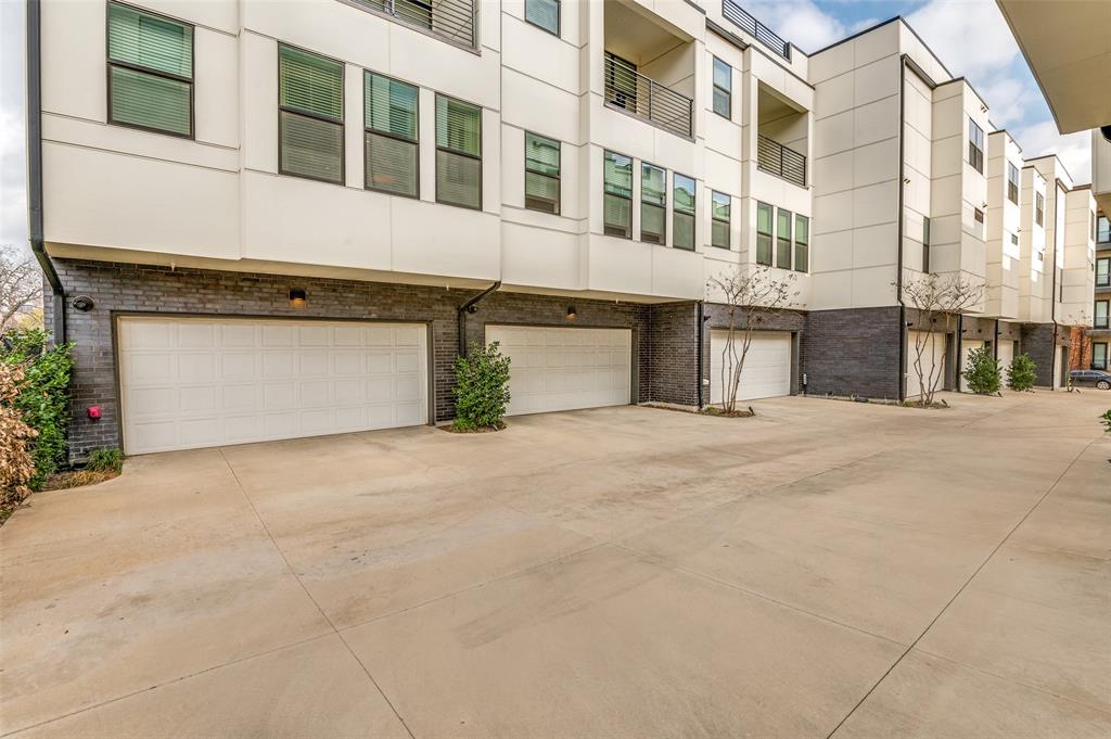 1813 Park Avenue 107