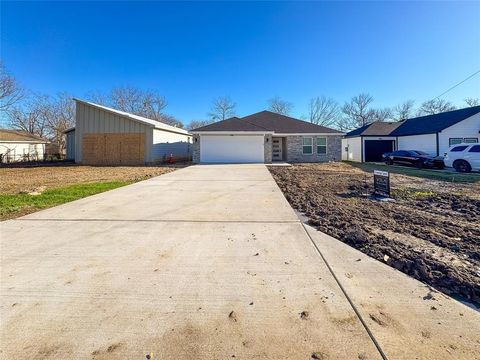 A home in Corsicana