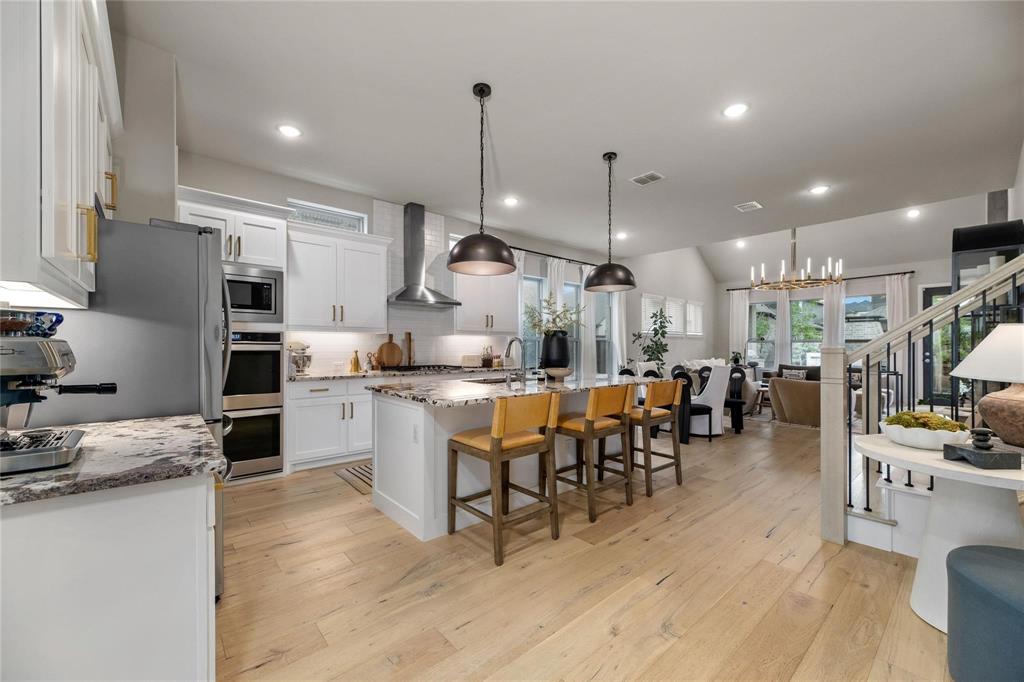 2262 Poppyvine Road