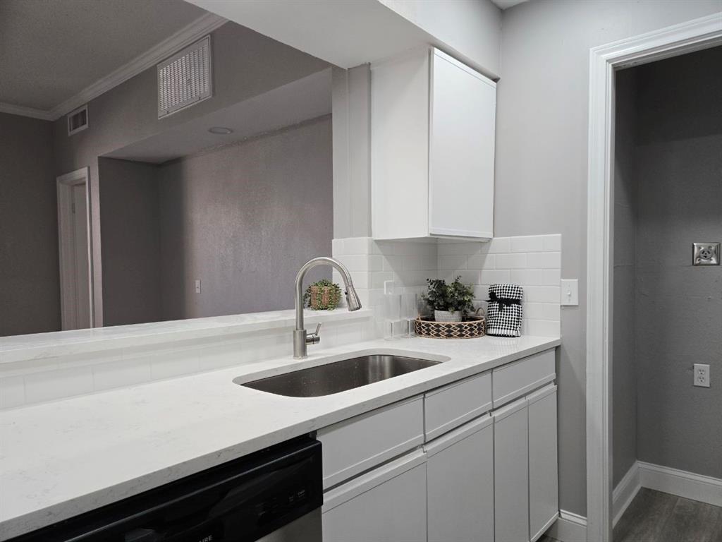 Parkway Quarters Condo - Residential