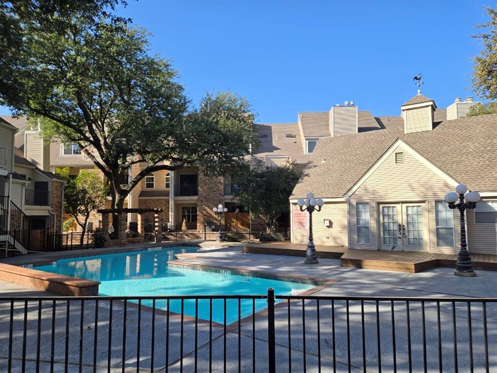 Parkway Quarters Condo - Residential