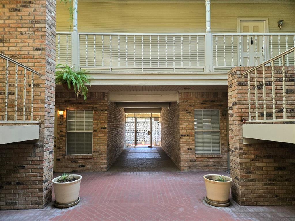 Parkway Quarters Condo - Residential