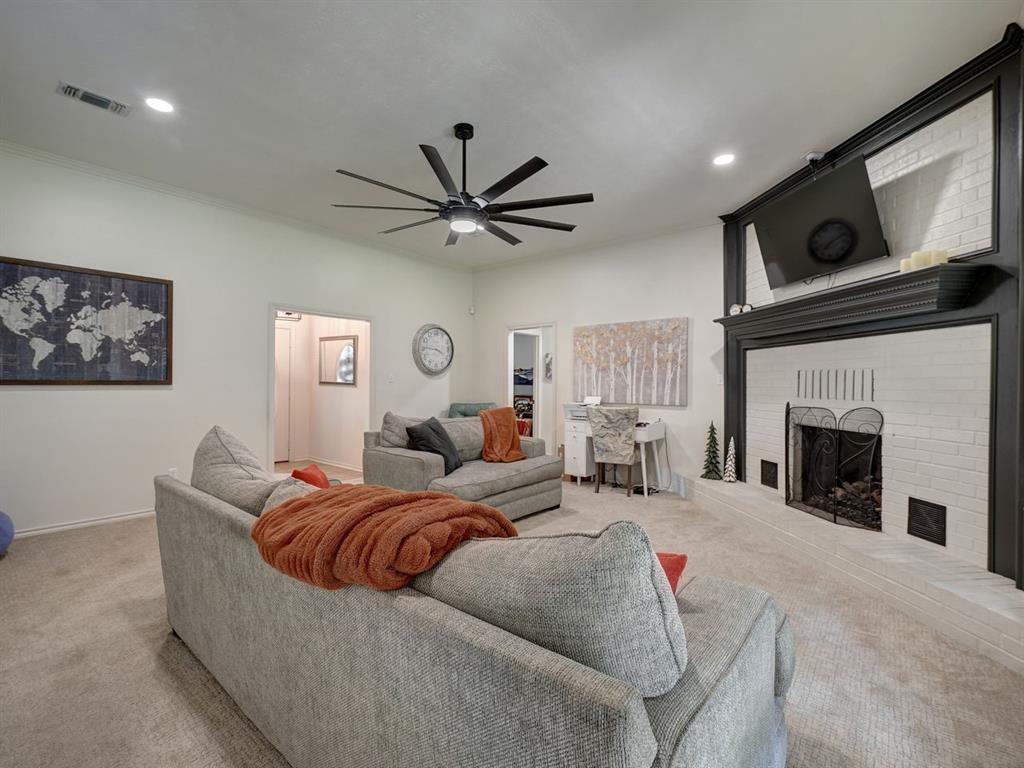 CASTLEROCK ESTATES - Residential