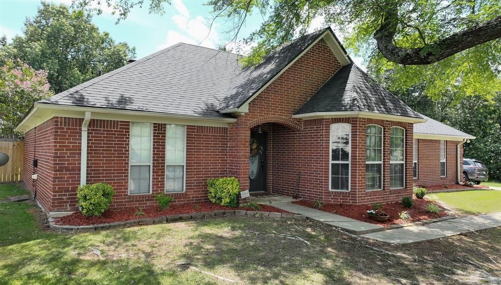 CASTLEROCK ESTATES - Residential