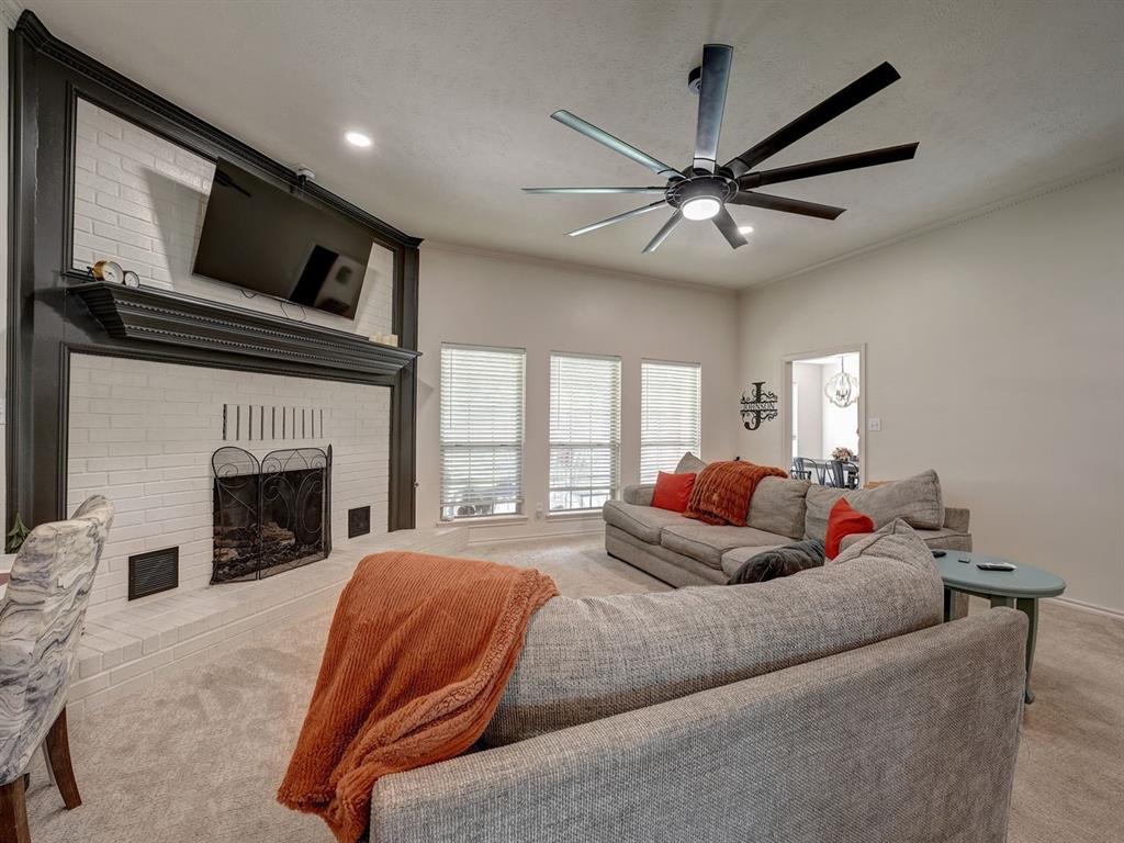 CASTLEROCK ESTATES - Residential