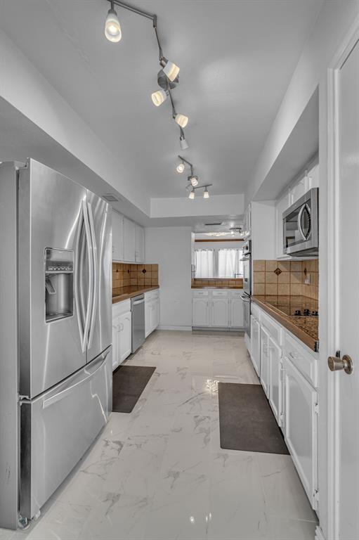 Preston Green Add Ph I - Residential Lease