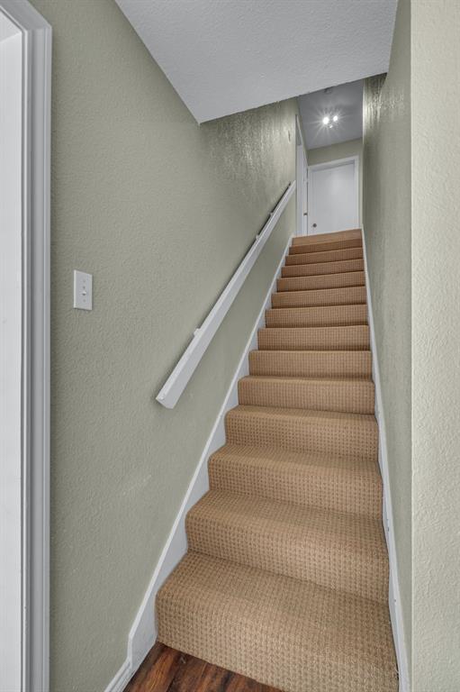 Preston Green Add Ph I - Residential Lease