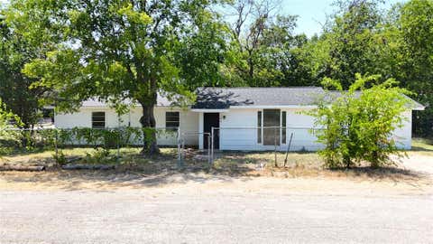 Photo of 108 E Kirby Avenue, Quinlan, TX 75474 (MLS # 21349413)
