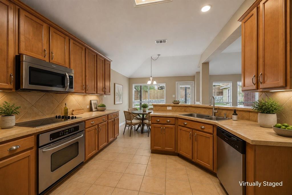 655 Campolina Drive
