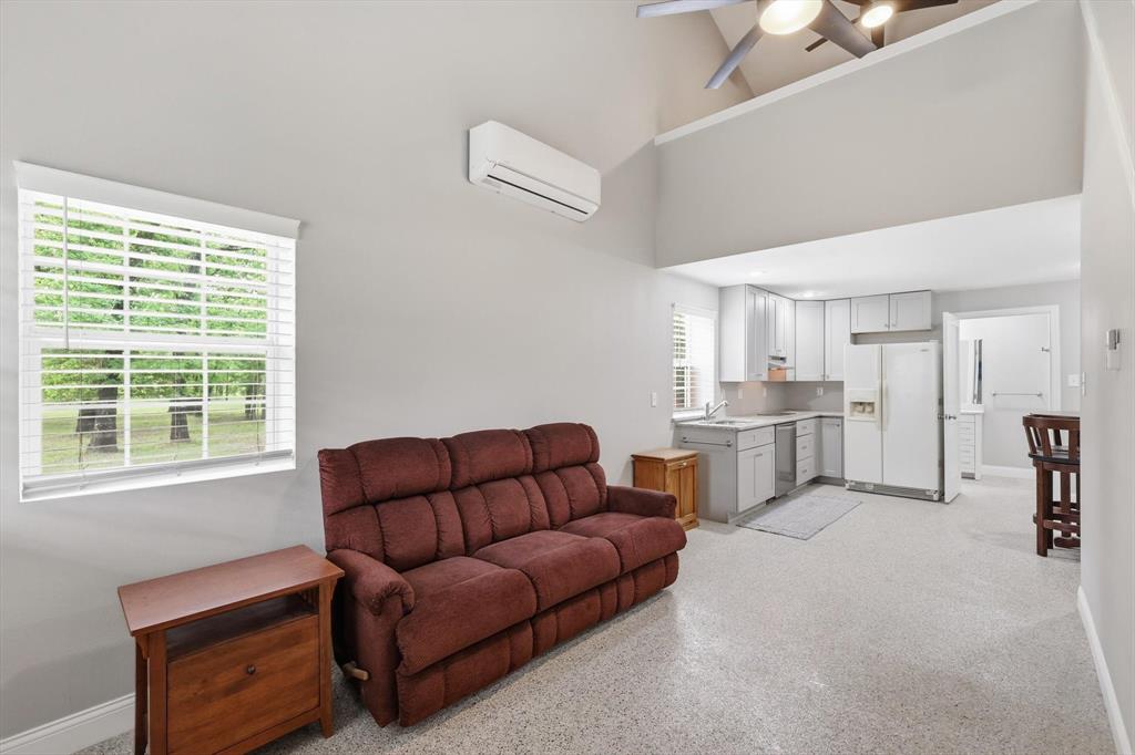 NAUTICAL SHORES PH 4 - Land
