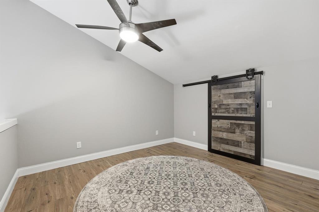 NAUTICAL SHORES PH 4 - Land