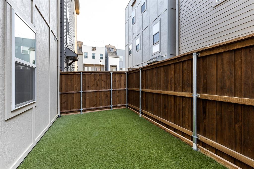 Soho Square Ph 1 - Residential Lease