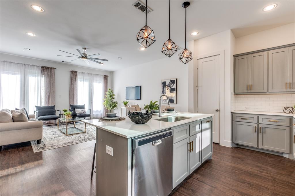 Soho Square Ph 1 - Residential Lease