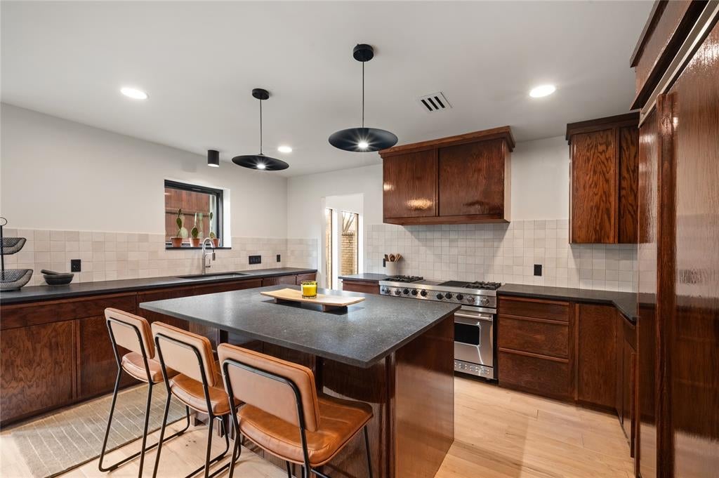 7111 Claybrook Drive