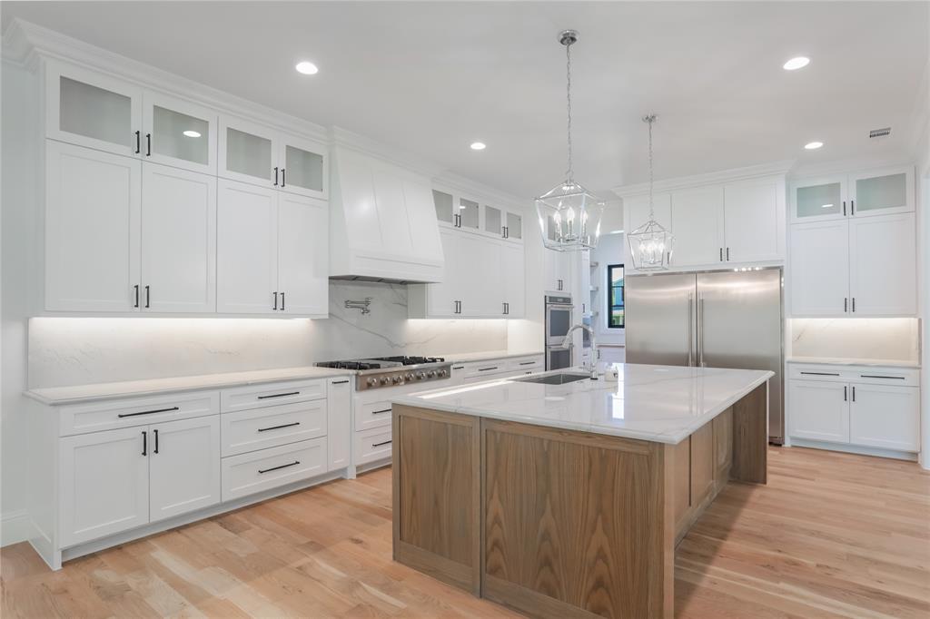 513 Lawnmeadow Drive