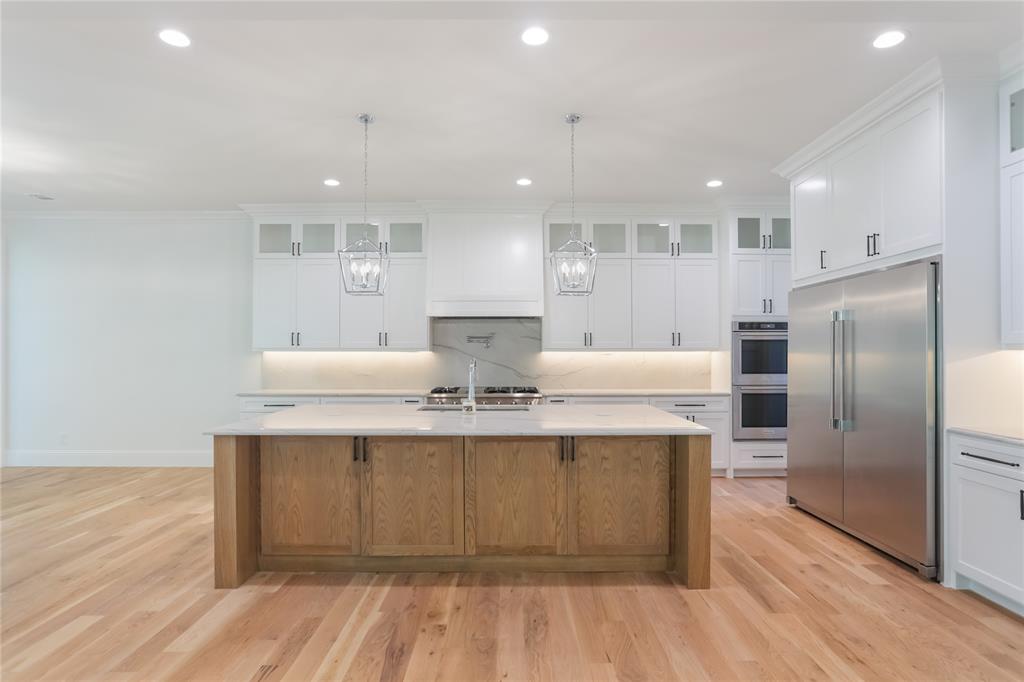 513 Lawnmeadow Drive