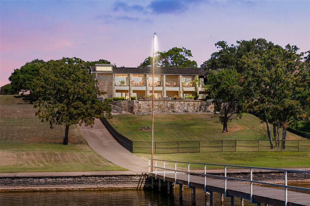 Decordova Bend Estate - Residential