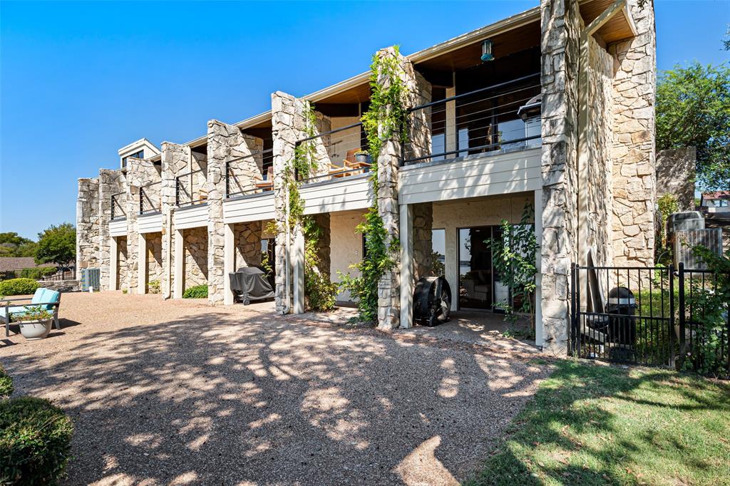 Decordova Bend Estate - Residential