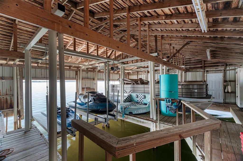 Decordova Bend Estate - Residential