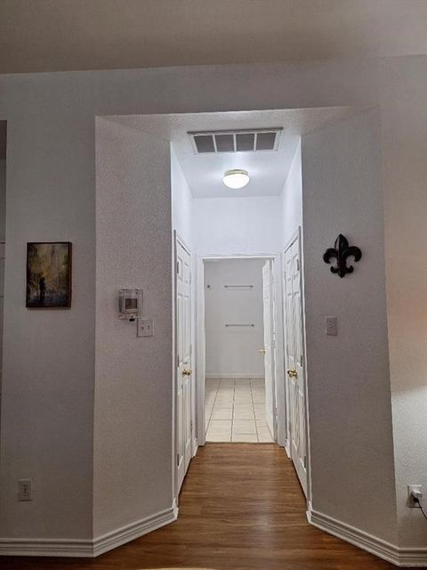 Tiny photo for 2206 N Carroll Avenue, Dallas, TX 75204 (MLS # 21129526)