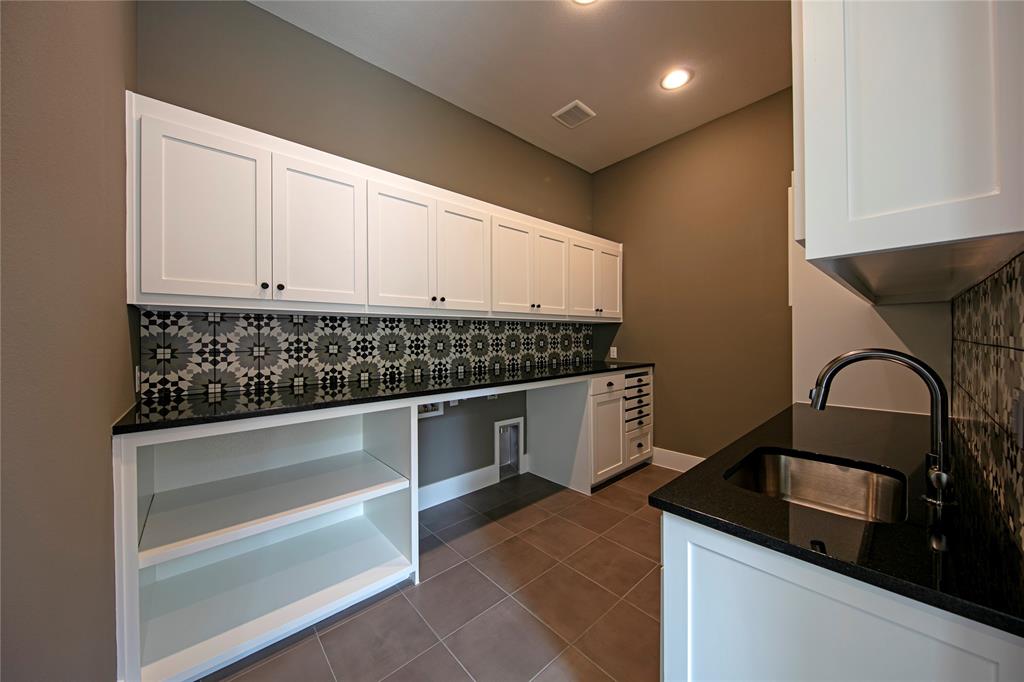 Oakleigh - Residential