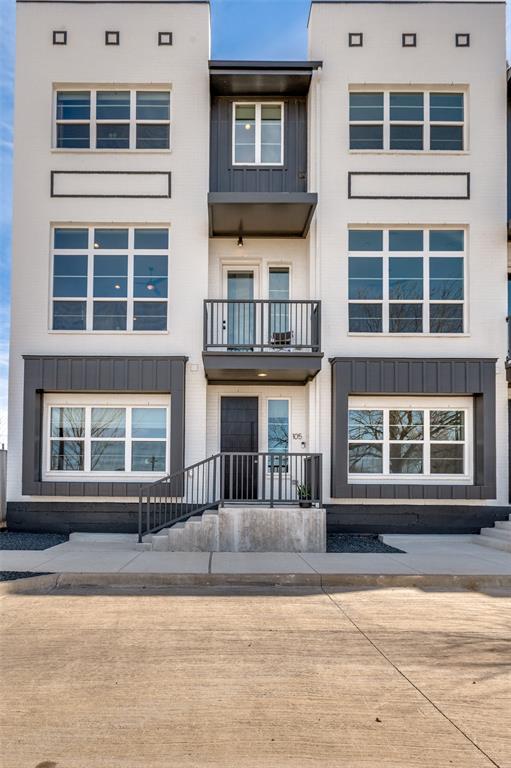 13325 Bee Street 105