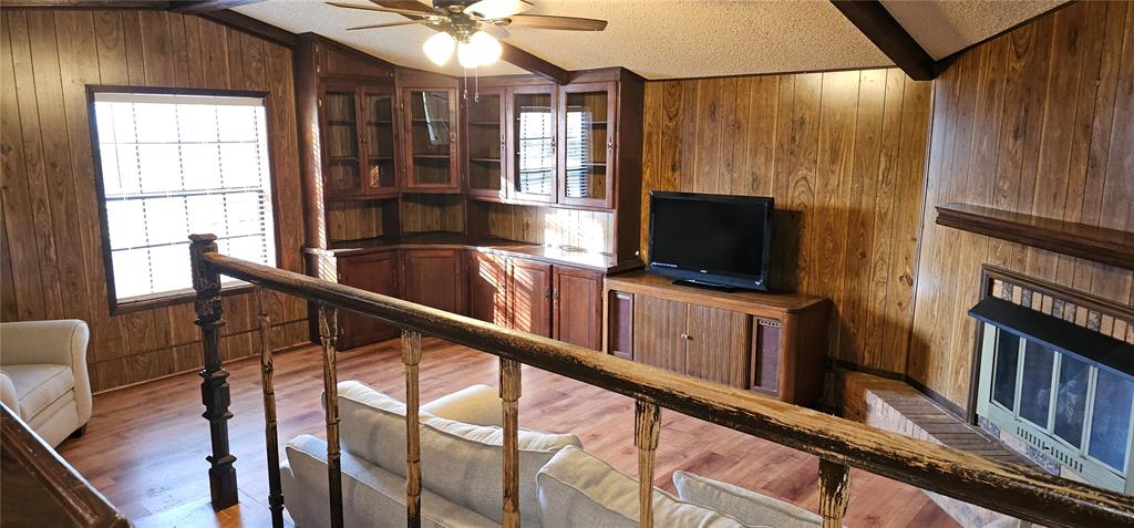 1061 E Walnut Street