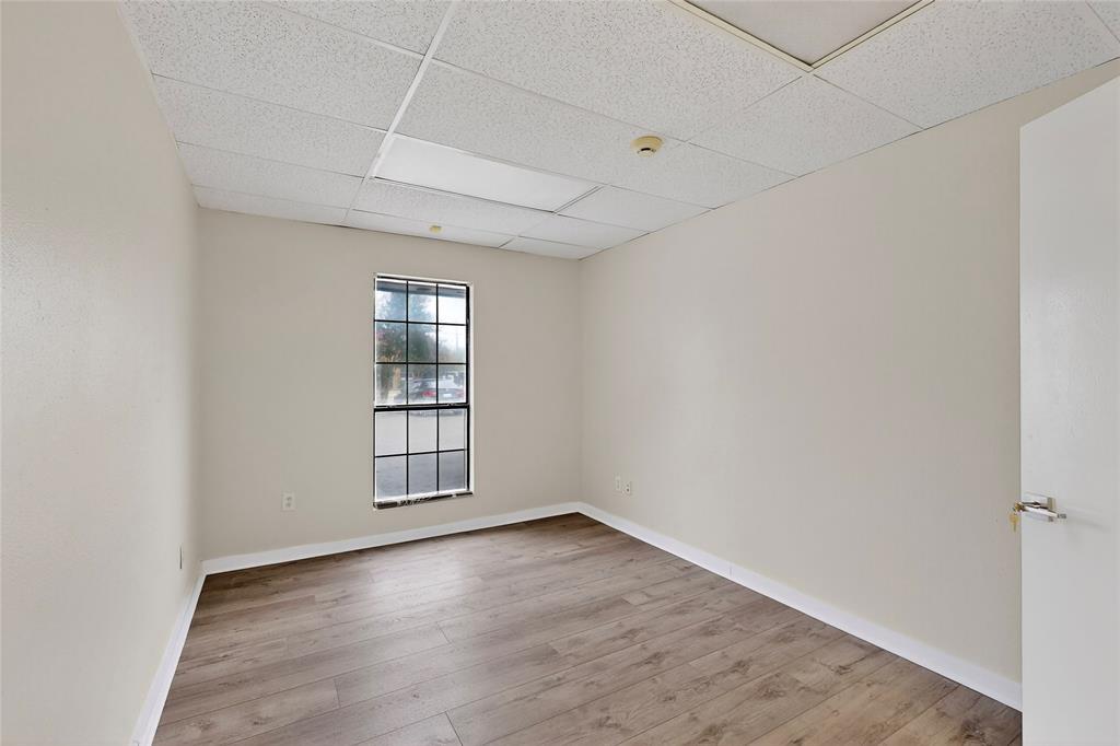 Freeway Shopping Center Project - Commercial Lease