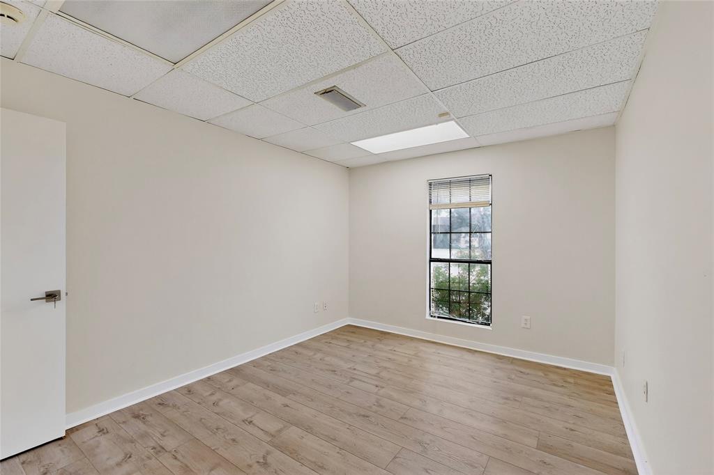 Freeway Shopping Center Project - Commercial Lease