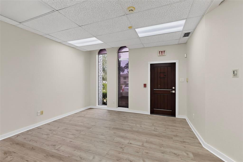 Freeway Shopping Center Project - Commercial Lease