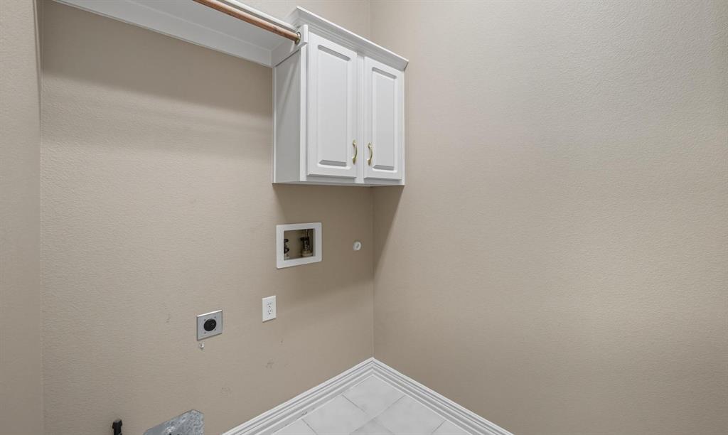 Flower Mound, Texas 75022, United States, 4 Bedrooms Bedrooms, ,3 BathroomsBathrooms,Residential,Pending,209164