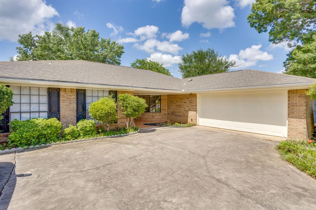 4424 Foxfire Way