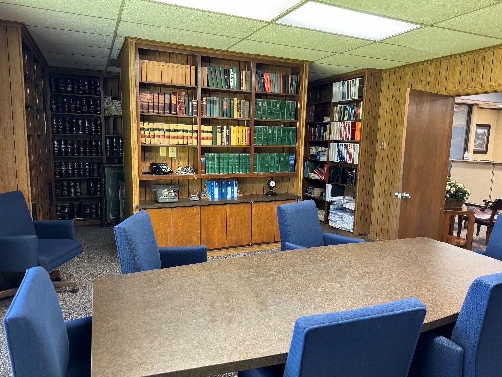 none - Commercial Lease