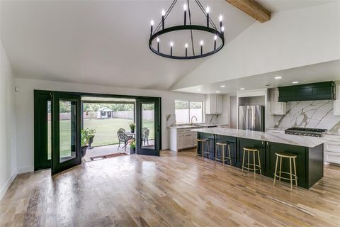 203 OAK VALLEY Drive Colleyville TX 76034