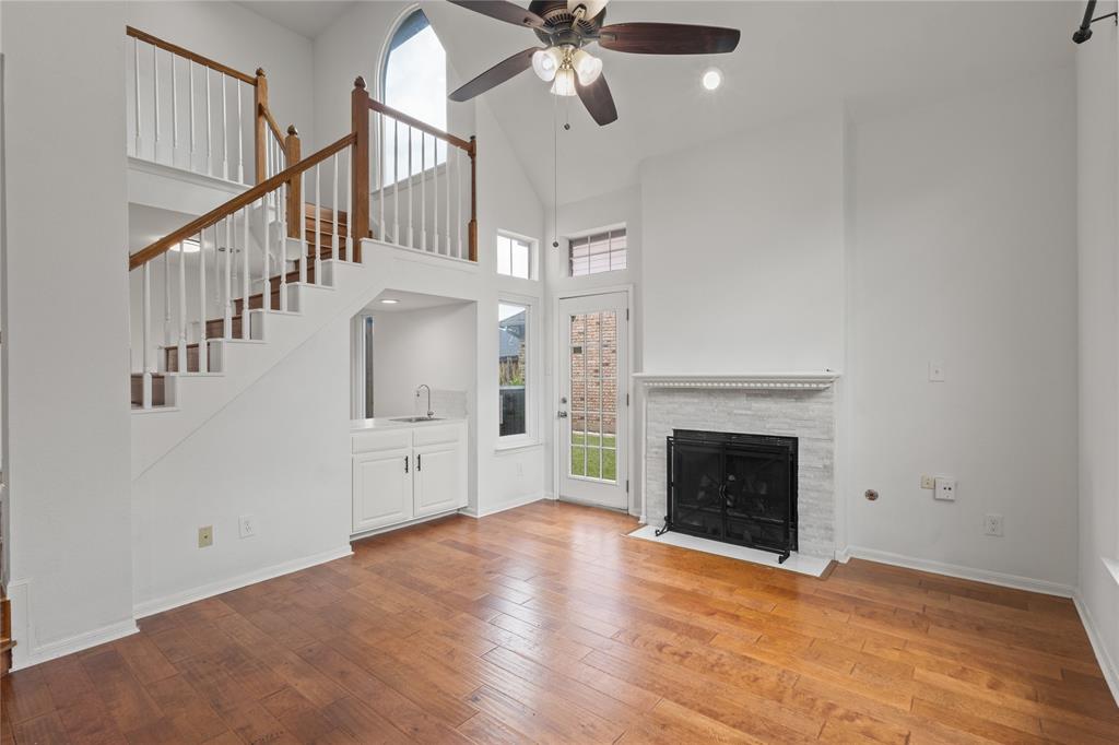 415 Pecos Trail